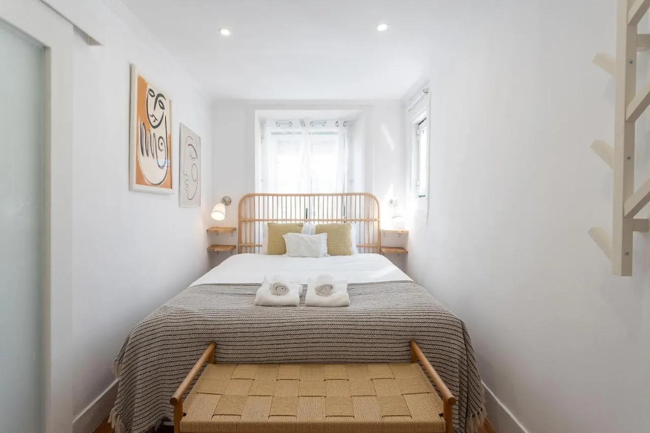 Sao Bento Cozy Apartments - By Lu Holidays Lisboa Portekiz